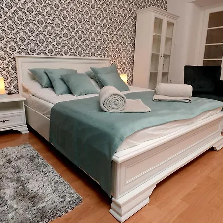 Bloom Apartments Belgrado Esterno foto